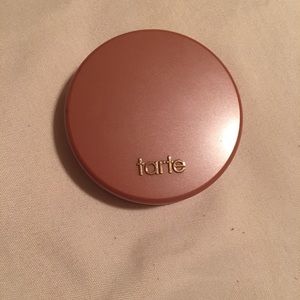 Tarte blush